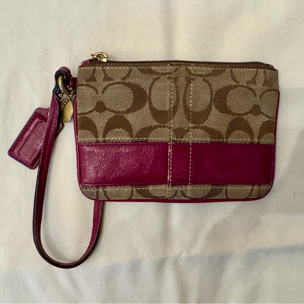 Vintage Y2K Coach Signature Wristlet Wallet